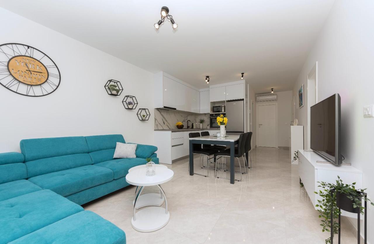 Apartment Ema Макарска Экстерьер фото