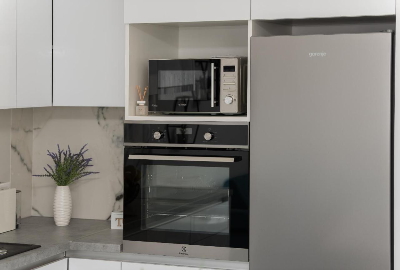 Apartment Ema Макарска Экстерьер фото