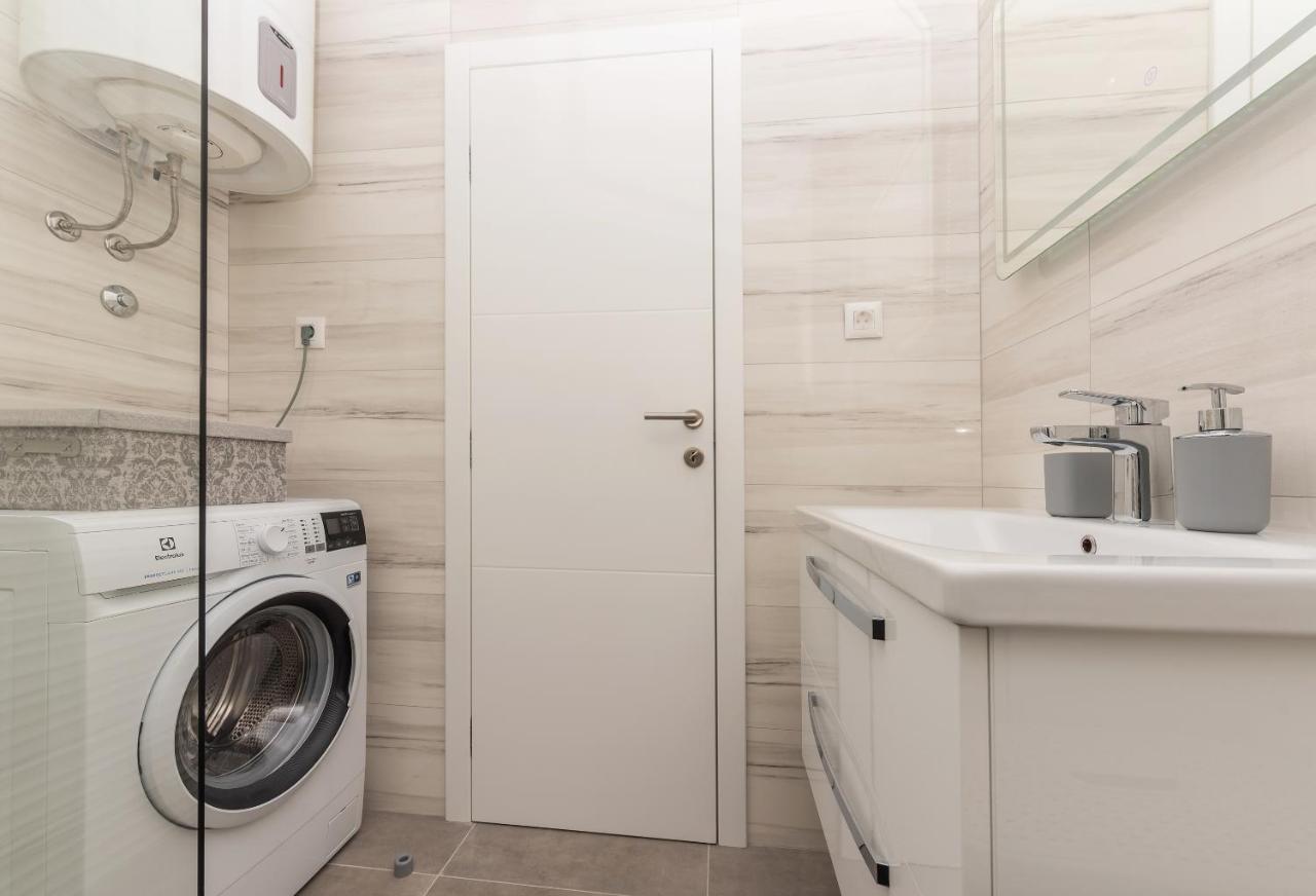 Apartment Ema Макарска Экстерьер фото